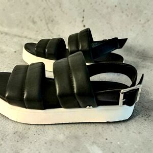 Ugg NWOT Zayne Sling Back Platform Sandal Black Leather Upper Women 7